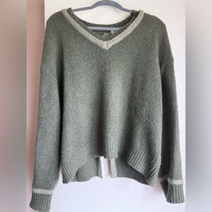 V-neck sweater